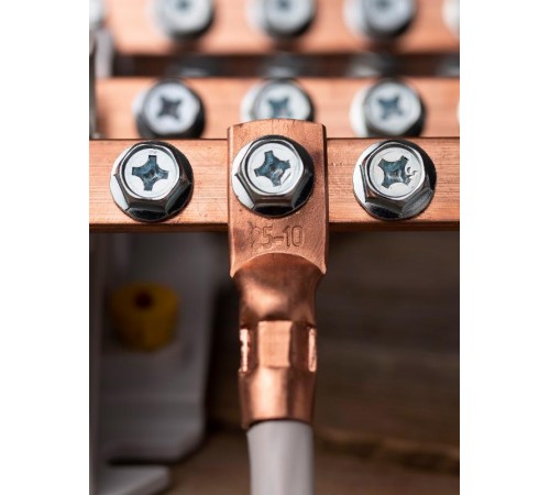 Наконечник медный  ТМ 25-10-8 EKF PROxima  tm-25-10-8  EKF