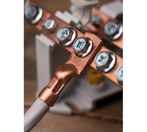 Наконечник медный  ТМ 25-10-8 EKF PROxima  tm-25-10-8  EKF