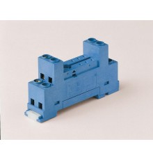 Розетка с винтовыми клеммами (с зажимной клетью) для реле 40.31; применяются модули 99.01; в комплекте металлическая клипса 095.71  9563SMA  Finder