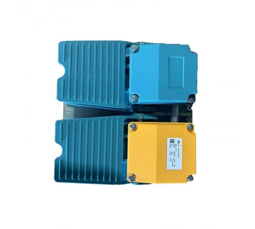 Выключатель ножной OptiLiS GFS-52, 2 педали, M20   365342  КЭАЗ