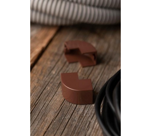 Угол внешний (16х16) (4 шт) Plast EKF PROxima  под темное деревоobd-16-16x4EKF