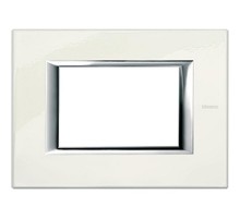 Axolute декоративные накладки прямоугольной формы, лакированные, цвет фарфор, на 3 модуля  HA4803BG  Legrand