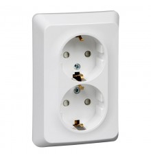 Этюд Белый С/У Розетка 2-ая с заземлением со шторками 16А 250B  PC16-108B  SE