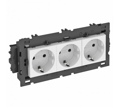 Розетка тройная 0° Modul45connect с з/к, 250 В, 16A (белый) (STD-D0C8 RW3)  6120452  OBO Bettermann