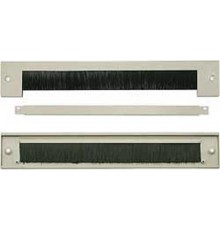 Панель боковая WZ-1982-04-08-011 для цоколя,длина 800 mm,металлическая с щет.вв.,сер. (RAL 7035) (1982-4-1/8) (SZB-20-00-04/1)  10812  Zpas