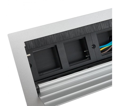 Встраиваемый настольный лючок, 8 модулей=4 поста, C-Line, металлик  cl-vnl-8-s  EKF