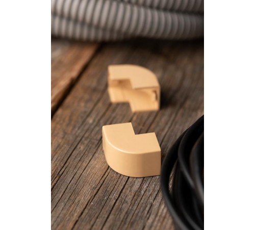 Угол внешний (16х16) (4 шт) Plast EKF PROxima   под светлое деревоobl-16-16x4EKF