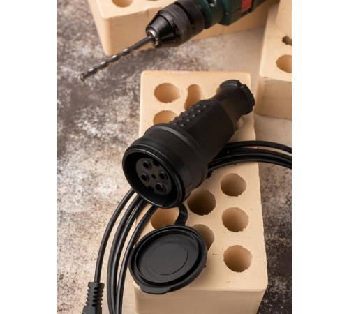 Вилка прямая каучуковая 380В, 3P+PE, 32A, IP44 EKF PROximaRPS-021-32-380-44EKF