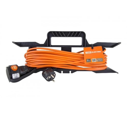 Удлинитель-шнур силовой на рамке УШз10  (штепс. гнездо, 50м ПВС 3х0,75)  SQ1302-0325  TDM