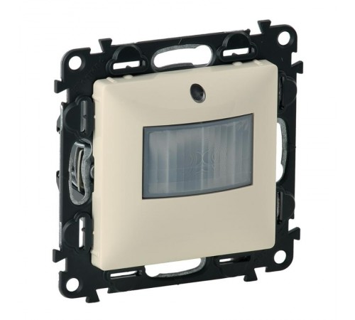 Valena LIFE DIY Сл.кость Датчик движения 180° 400Вт с нейтралью  752273  Legrand