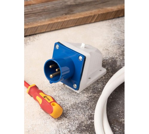 Вилка стационарная 513 2Р+РЕ 16А 220В IP44 EKF PROxima  ps-513-16-220  EKF