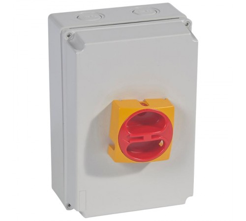 Выключатель дистанцион. 3П 40А в боксе IP65  022174  Legrand