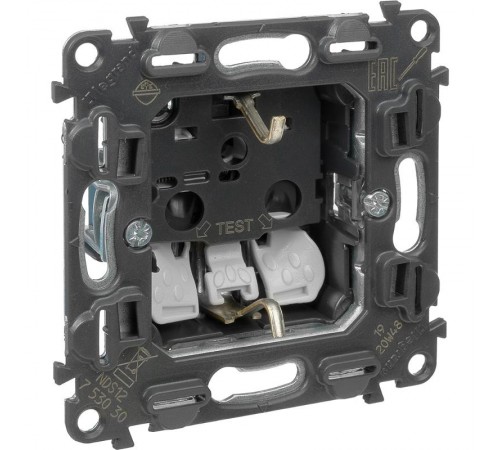 Valena Мех IN'MATIC Розетка с/з, со шторками, безвинт.зажим  753030  Legrand