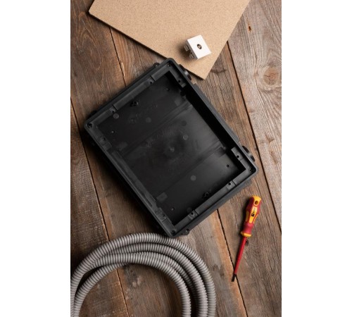 Коробка напольная под лючок C-Line 12  cl-knl-12  EKF