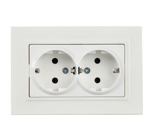 BRITE Розетка 2-ая с заземлением со шторками 16А в сборе РСш12-3-БрБ белый  BR-R24-16-K01-F  IEK