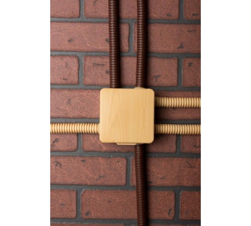 Коробка распределительная КМР-030-014 с крышкой (105х105х50), 8 мембранных вводов светлое дерево IP54 EKF PROxima  plc-kmr-030-014-s  EKF