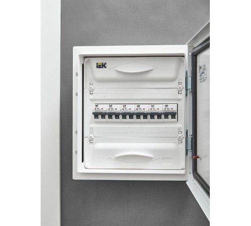 Выключатель автоматический двухполюсный M06N 2P B 6А 6кА ARMAT  AR-M06N-2-B006  IEK