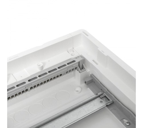 Встраиваемый силовой щит "Nova" 24 модулей с металлической дверью IP41   nv-pb-md-2  EKF