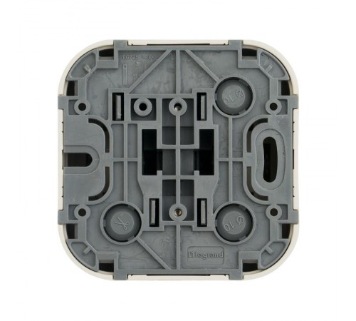 Quteo Слоновая кость Переключатель 1-клавишный 10А  782234  Legrand