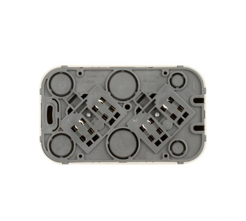 Quteo Слоновая кость Розетка 2-я без заземления  782261  Legrand