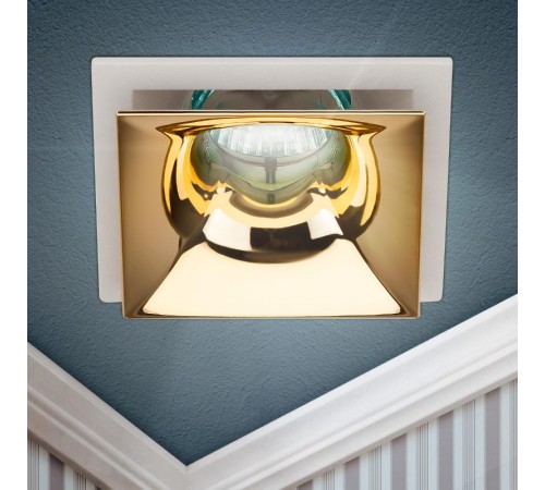 Cветильник встраиваемый декоративный KL102 WH/GD MR16 GU5.3 белый золото  Б0056352  ЭРА