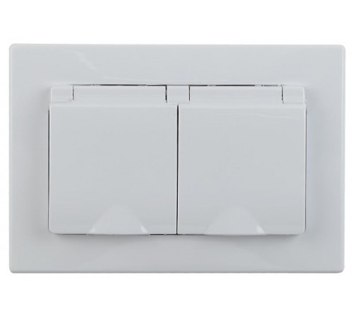 Розетка Intro Plano 1-210-01 с заземлением двойная 2х2P+E Schuko с крышкой шторками, 16А-250В, IP20, СУ, IP44, белый  Б0053934  Intro