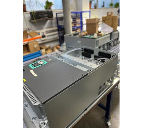 Преобразователь частоты STV900 G-тип: 160 кВт (P-тип: 185 кВт) 400В  STV900C16N4  SE