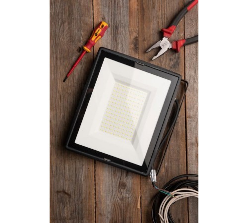 Прожектор светодиодный СДО-3007 150Вт 6500К IP65 EKF Basic  FLL-3007-150-6500  EKF