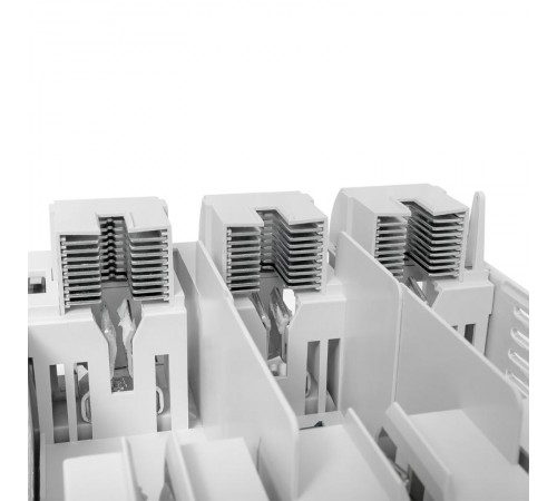 Выключатель-разъединитель УВРЭ v2 250А с дополнительным контактом (NO+NC) откидного типа под предохранители ППН (габ.1) uvre2-250EKF