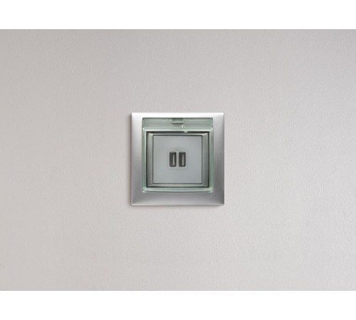 Valena Алюминий Розетка 2-ая USB  770270  Legrand