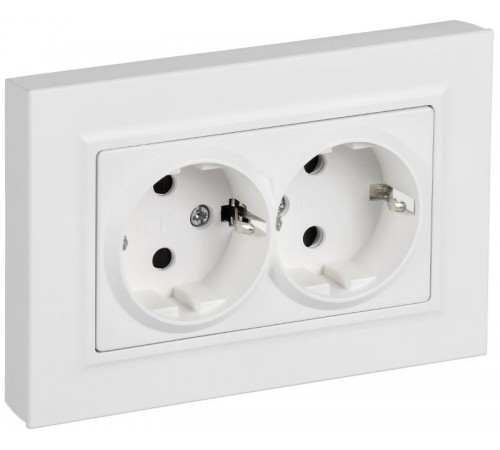 BRITE Розетка 2-местная с заземлением с защитными шторками плоская 16А в сборе РСшПл12-3-БрАБ арктический белый   BR-R28-16-K91-F  IEK