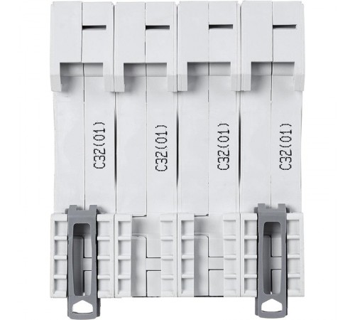 Выключатель автоматический четырехполюсный RX3 4500 32А C 4,5кА  419744  Legrand