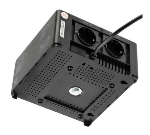 Стабилизатор напряжения   CНК-2000-УЦ компактный универсальный, 140-260В/220В, 2000ВА  Б0051112  ЭРА