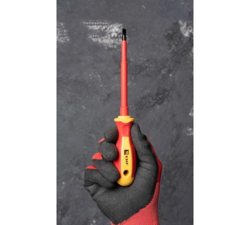 Отвертка Expert SL5.5x125 мм 1000В EKF PROximasl-5.5-125-exp-inEKF