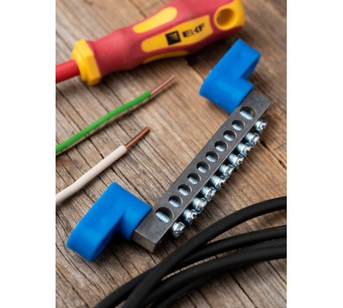 Шина "0" N (6x9мм) 10 отв. цинк 2 синих угловых изолятора  sn1-63-10-2  EKF