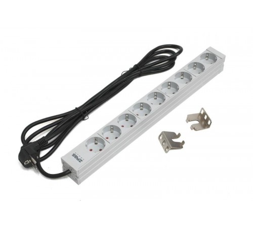 ZPAS WZ-LZ30-09-SU-000/­C Блок розеток для 19" шкафов, 9 розеток, шнур 3 м. (Schuko)  18163  Эл.прочее