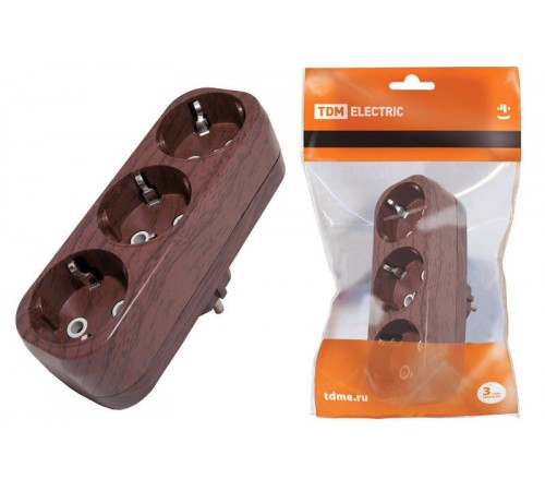 Блок на 3 гнезда 2П б/з плоский 6А 250B "Эко" (бук)   SQ1806-0080  TDM