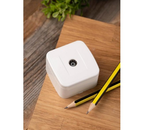 Минск Розетка TV 1-местная ОП 75Ом  5-862МГц белая  EKF Basic  EGA00-027-10  EKF