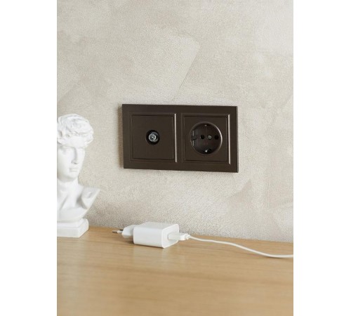 BRITE Рамка 2-ая IP44 РУ-2-БрТБ-44 темная бронза  BR-M22-44-K45  IEK