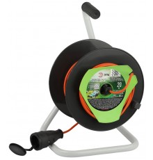 Удлинитель силовой  RP-1-2x0.75-20m на пластиковой катушке без заземления 1 розетка 20м ПВС 2х0,75мм2   Б0059767  ЭРА