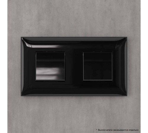 Рамка ARTLEBEDEV "Черный квадрат" "Avanti", 4 мод.  4402904  DKC