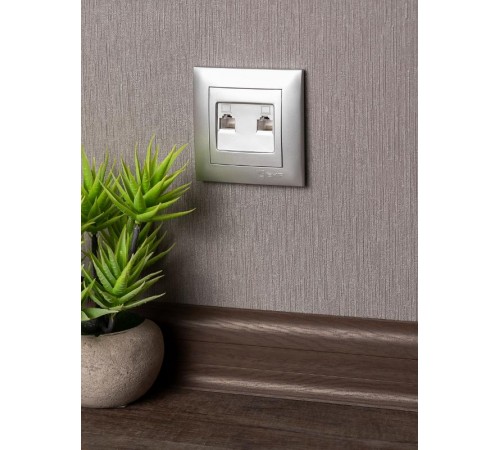 Валенсия лицевая панель розетки RJ-45 2-местная сталь EKF PROxima   ESK02-L-035-30   EKF