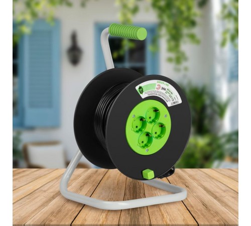 Удлинитель силовой ЭРА GREEN LINE KAT-3x1-20m Greenline на катушке пластик 4 розетки с заземлением 20м ПВС 3x1мм2   Б0065130  ЭРА