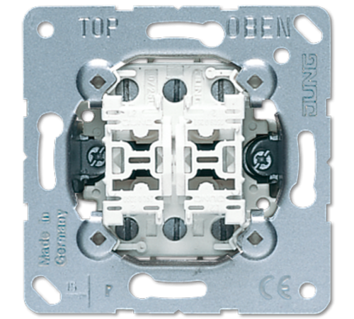 Двухклавишный механизм кнопок без фиксации 10 A / 250 В, переключающиеся контакты(НО/НЗ), винтовые зажимы, раздельные входы фазы для каждой кнопки; не