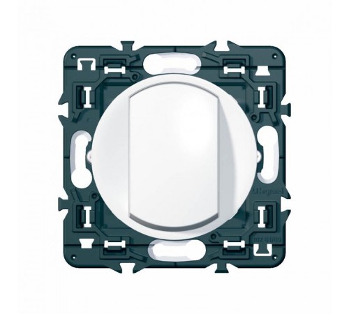 Celiane Белый Клавиша 1-ая  068001  Legrand