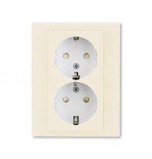ABB Levit Слоновая кость / белый Розетка 2-ая с з/к со шторками 16А  5522H-C03457 17W  2CHH223457C6017  ABB
