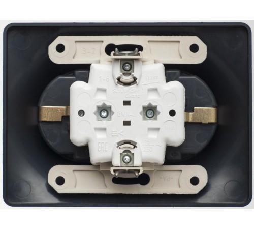 Glossa Шоколад Розетка 2-ая с заземлением, 16А (в сборе)  GSL000824  SE