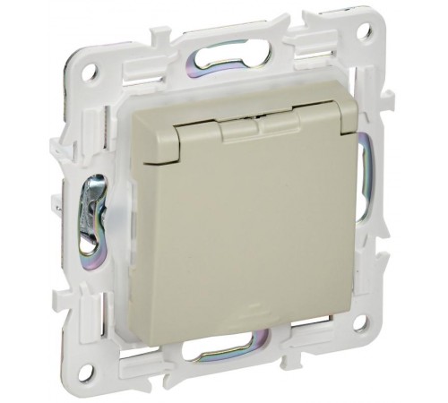SKANDY Розетка з/к/ш кр. 16А IP44 SK-R11B бежевый  SK-R16-16-44-K10  IEK