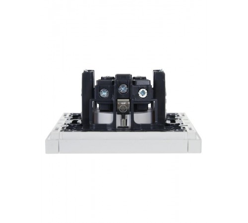 FORTE&PIANO Розетка с заземлением со шторками в/к 16А FP215 белый  FP-R14-16-K01  IEK