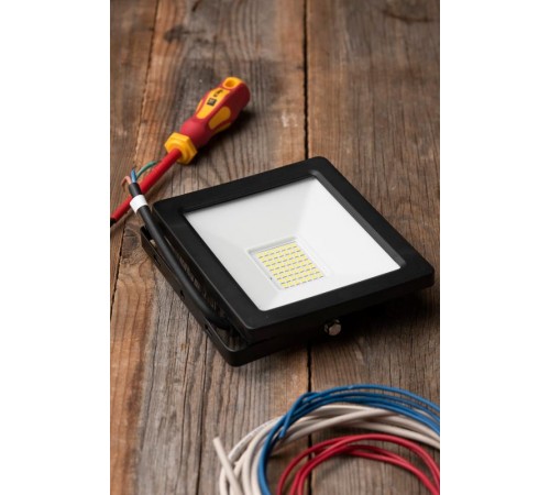 Прожектор светодиодный СДО-3004 50Вт 6500К IP65 EKF Basic  FLL-3004-50-6500  EKF